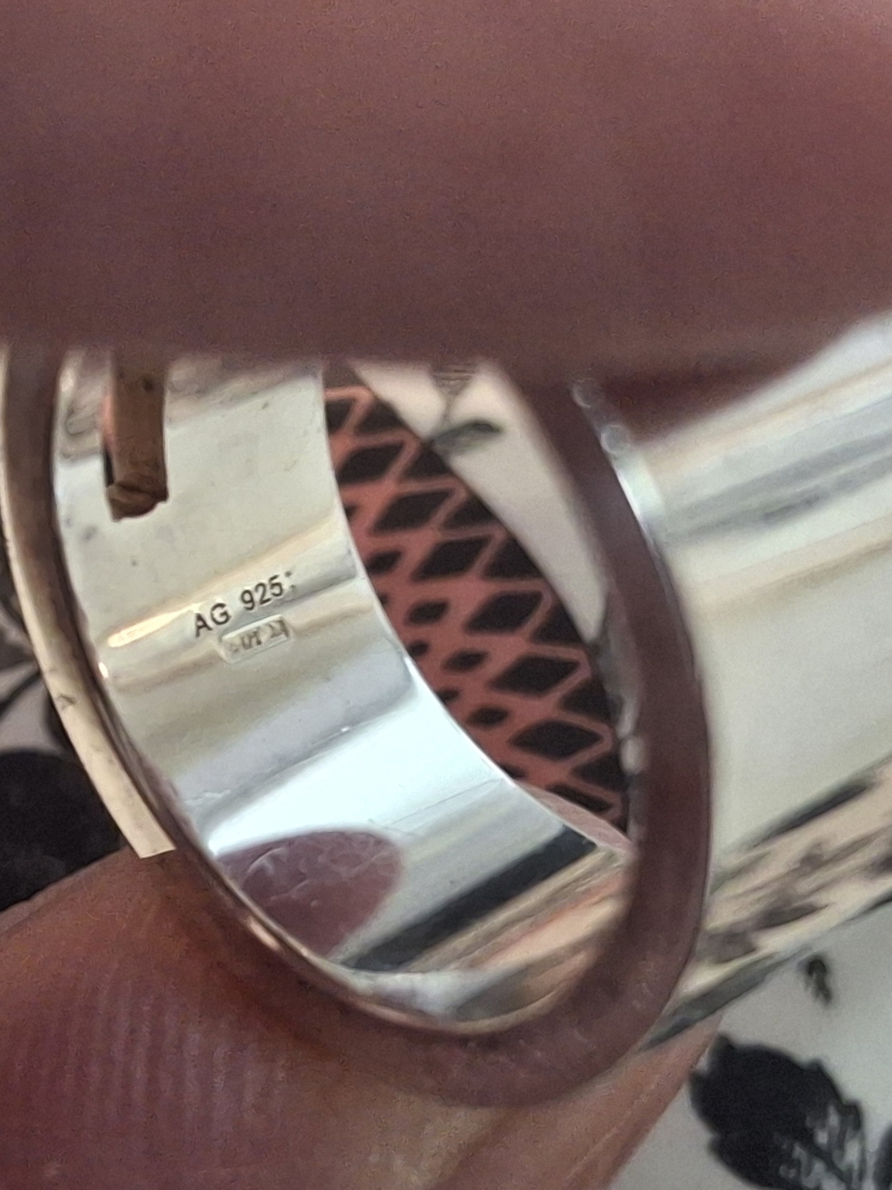 Gucci Sterling Silver Ring with Logo - Picture 4 of 6